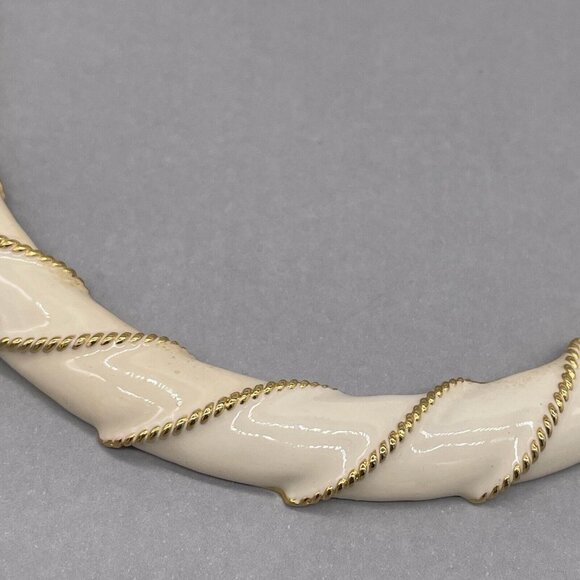 Vintage Kenneth Lane Enamel with Gold Accents Choker Necklace Cream Hook Closure - Picture 3 of 6